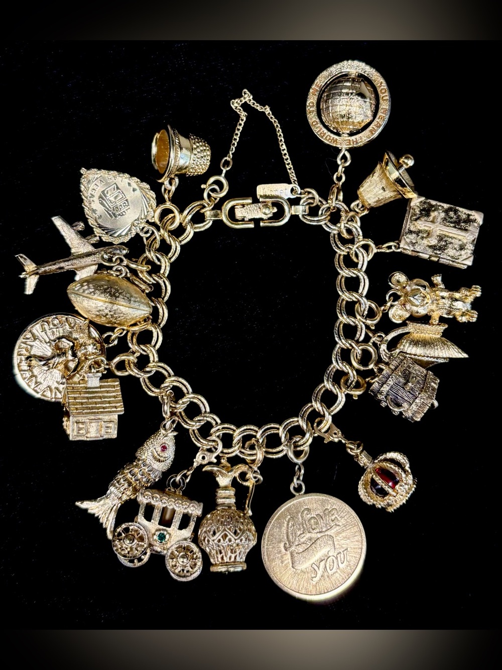 Vintage 1960s MONET Charm Dangle Bracelet Gold Tone 17 Charms Full Chunky Heavy